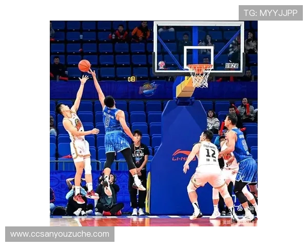 吉林九台农商行鏖战四川金强巅峰对决点燃赛场激情