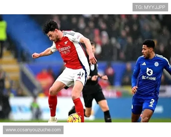 足球世界的风云变幻从球场到赛场背后的故事与精彩瞬间揭秘