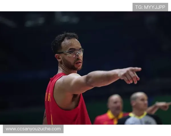 凯尔库兹马的篮球之路：从新秀到全明星的成长历程与挑战