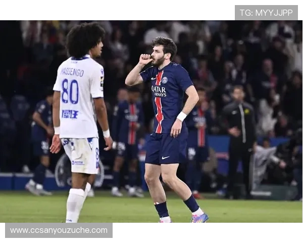 巴黎圣日耳曼对阵马赛比赛前瞻与胜负预测分析及关键球员表现解析